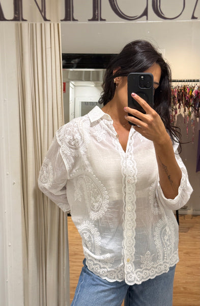 PAISLEY SCALLOPED TOP - WHITE
