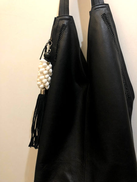 LIMA SHELL CLIP TASSEL